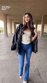 Kaitlyn Towell pictures and photos