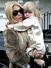 Clementine Poppy De Vere Drummond pictures and photos