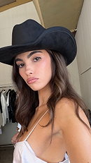 Cindy Mello