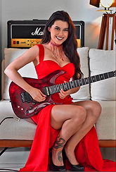 Larissa Liveir pictures and photos