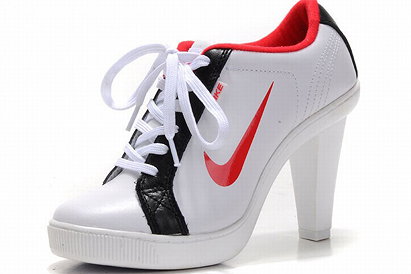 Nike Dunk SB Low Heels White/Black/Red 