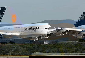 Lufthansa Cargo to cut 800 jobs