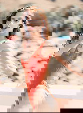 Claire Friesen pictures and photos