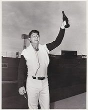 Carl Yastrzemski pictures and photos