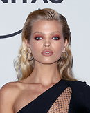 Daphne Groeneveld