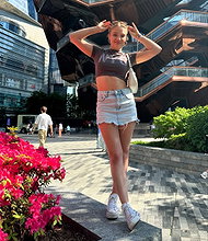 Chiara Tews pictures and photos