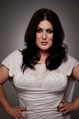 Nadia Almada