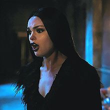 Gwen Jones pictures and photos