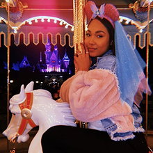 Parker McKenna Posey pictures and photos