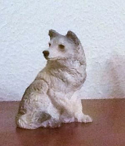 Wolf Figurine - Wolf Sitting, Alert (Stone Critters)