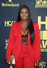 Janelle James pictures and photos