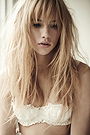 Suki Waterhouse