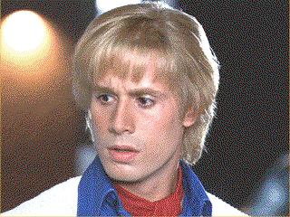 Fred Jones (Freddie Prinze Jr.)