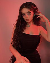 Samantha Lux pictures and photos