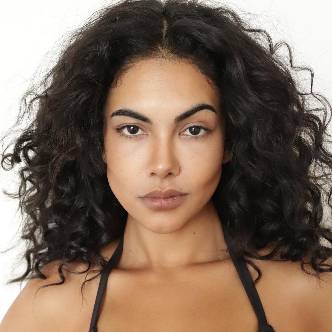 Suraya Santos