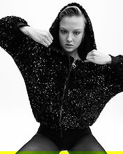 Lilly Krug pictures and photos