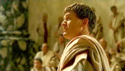 Julius Caesar (Richard Dillane)