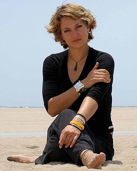 Zoe Bell