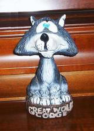 Wolf Figurine Bobblehead - Great Wolf Lodge