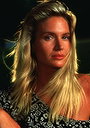 Kelly Lynch
