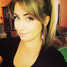 Stephanie Matto pictures and photos