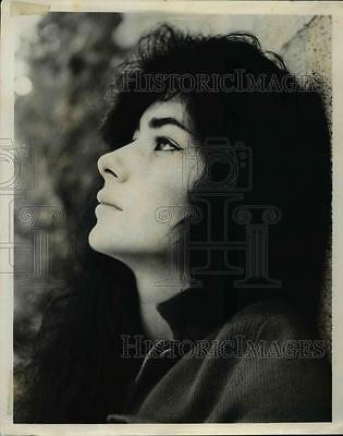 Helena Kallianiotes