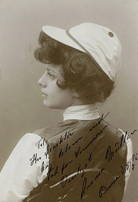 Anna Müller