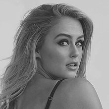 Stephanie Claire Smith pictures and photos