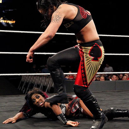 Shayna Baszler vs. Ember Moon (2018/01/27)