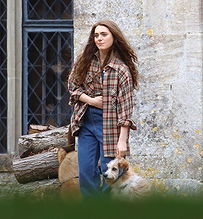 Bella Maclean pictures and photos