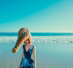 Suzanna Son pictures and photos