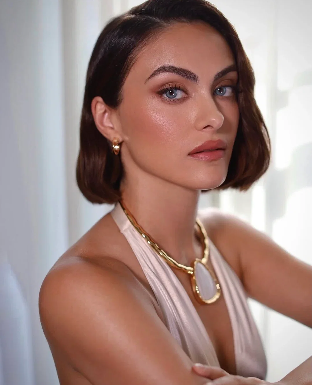 Camila Mendes