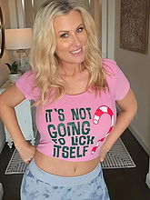 Mrs. Andi pictures and photos