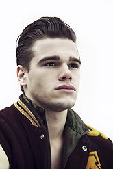 Tucker Des Lauriers pictures and photos