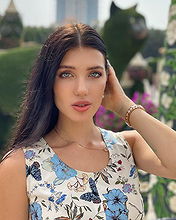 Alina Enero pictures and photos