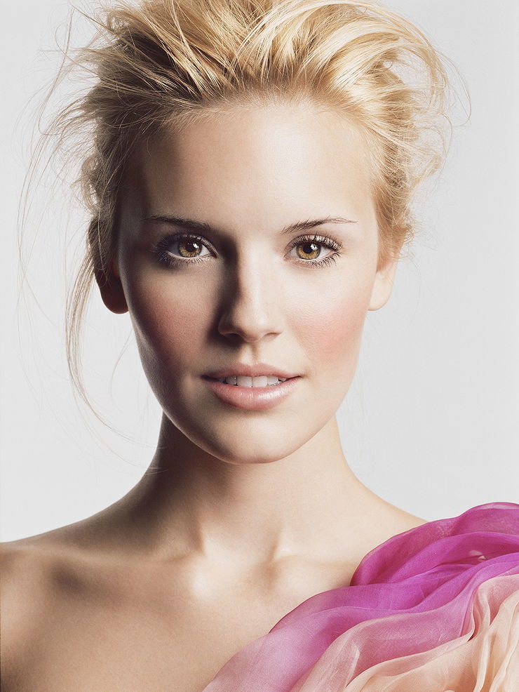 Maggie Grace Maggie Grace