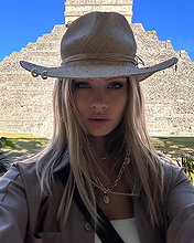 Ilona Arsentieva pictures and photos
