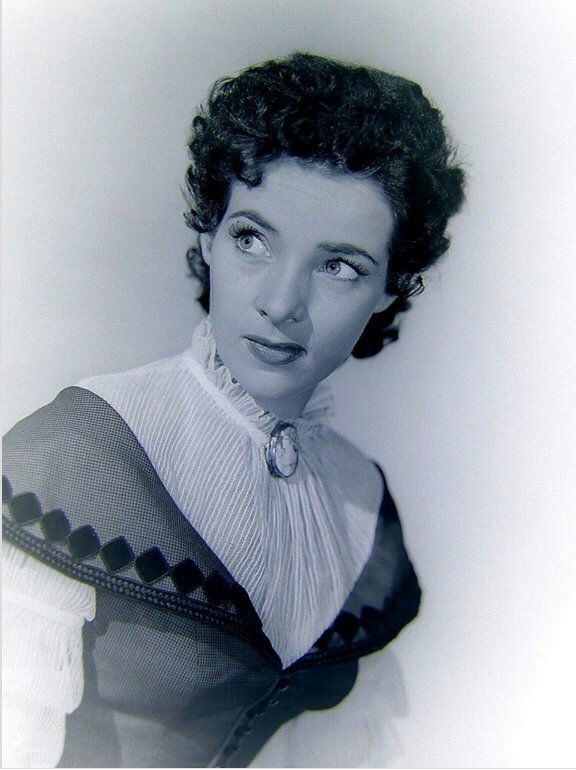 Barbara Bestar