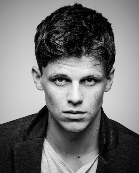 Ruairi O