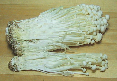 Enokitake (Enokidake, Enoki, Golden Needle Mushrooms, Lily Mushrooms)