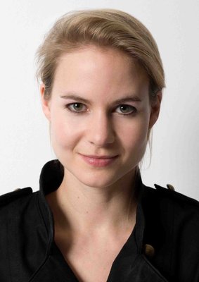 Laura Solon