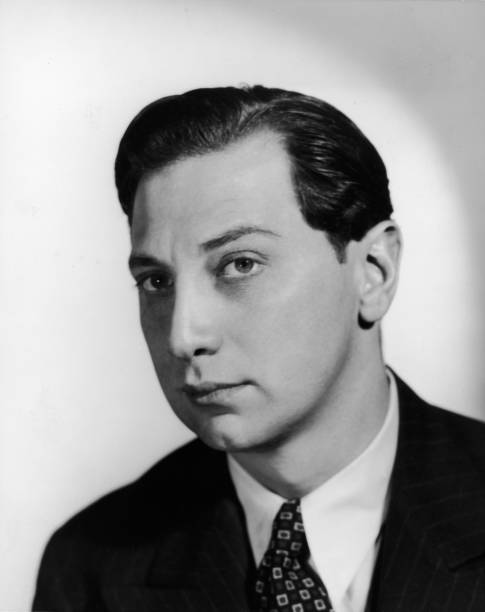 Luther Adler