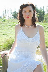 Erica Carroll pictures and photos