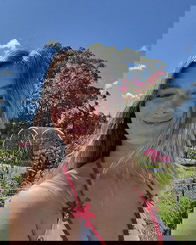 Ella Alexandra (ellaalexandraxo)