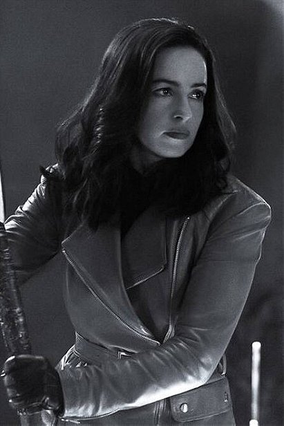 Elsa Bloodstone (Laura Donnelly)