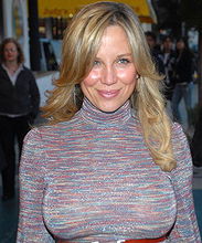 Kari Kennell pictures and photos