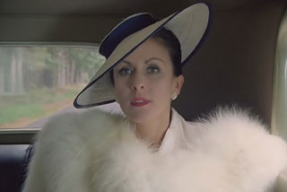 Nackt Sautoy Carmen du 