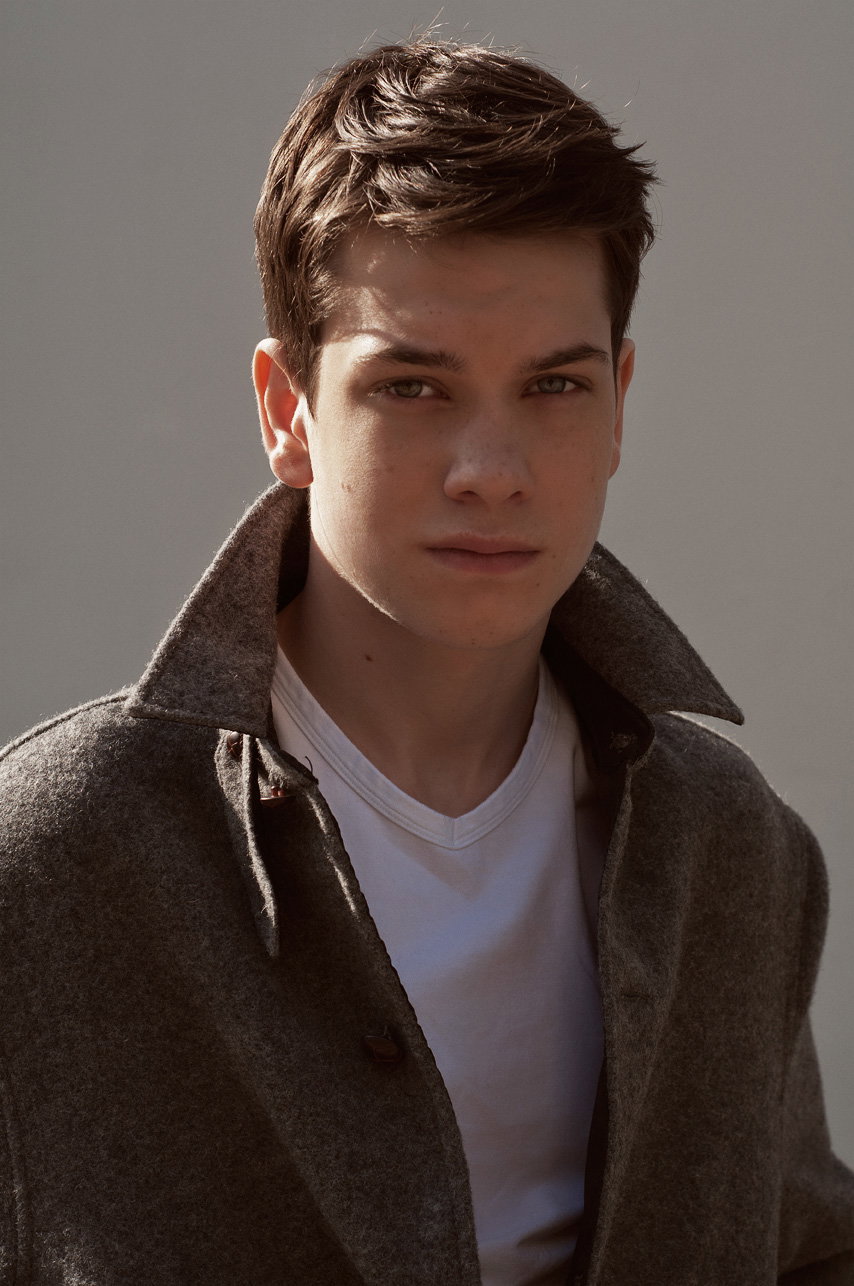 Liam James