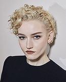 Julia Garner