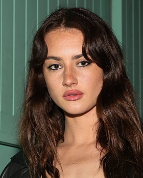 Grace Van Patten